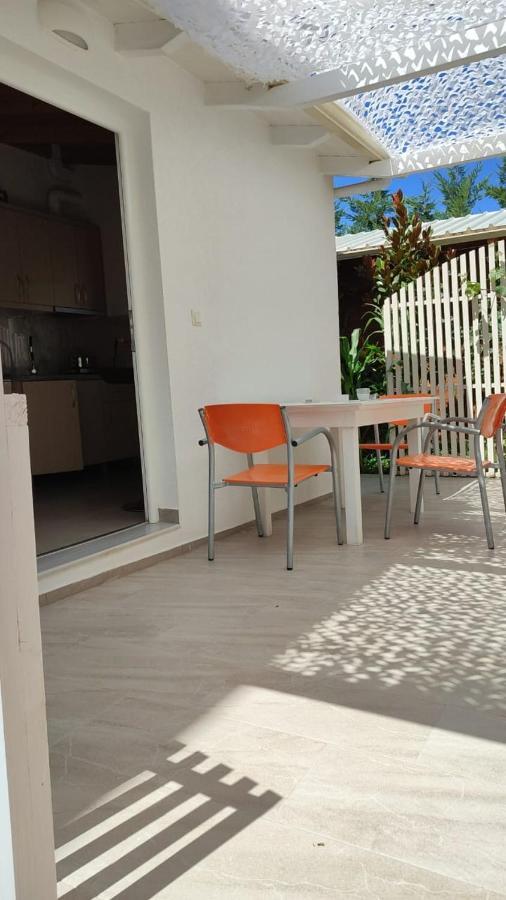 Dajana Apartments Ксамил Екстериор снимка