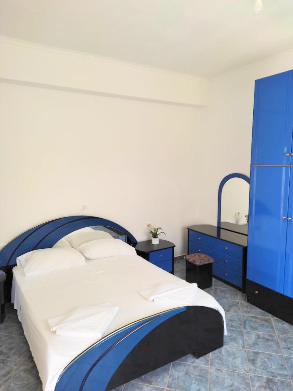 Dajana Apartments Ксамил Екстериор снимка