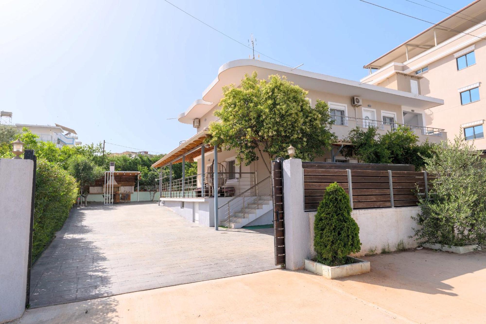 Dajana Apartments Ксамил Екстериор снимка