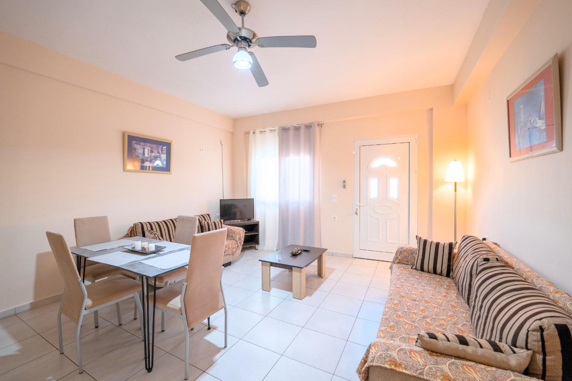 Dajana Apartments Ксамил Екстериор снимка